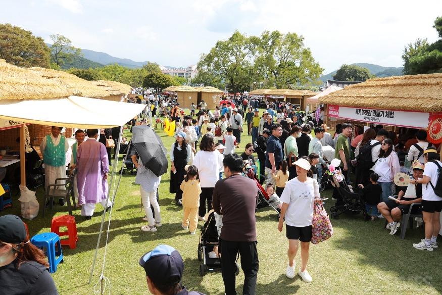 축제_인파.JPG