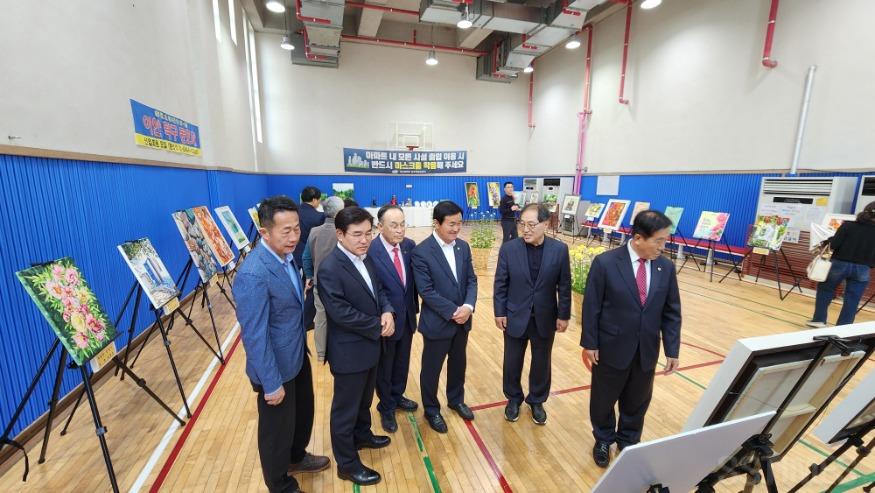 성연_국화전시2.jpg