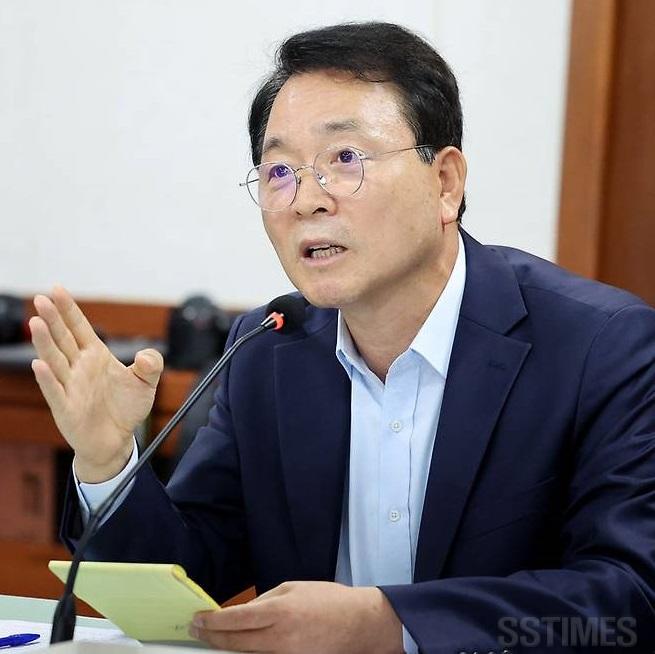 성일종.jpg