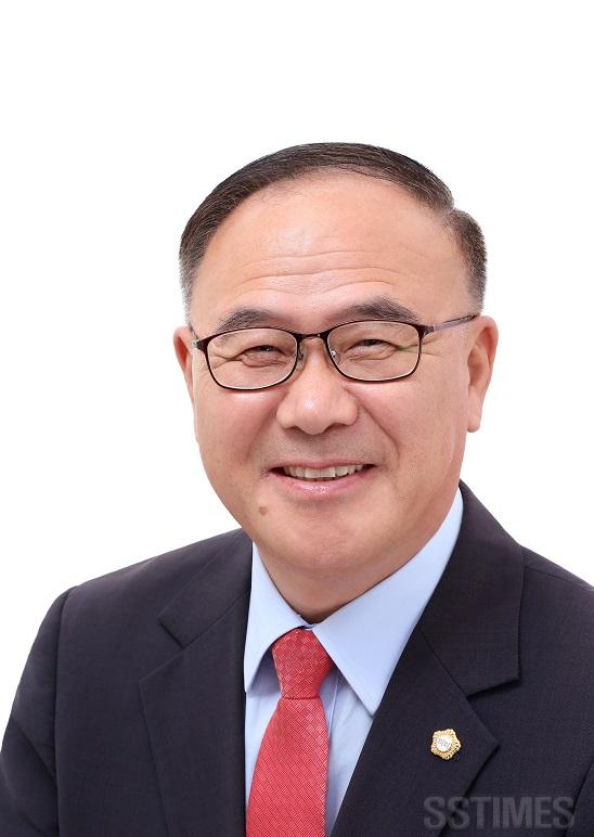 조동식 의장.jpg