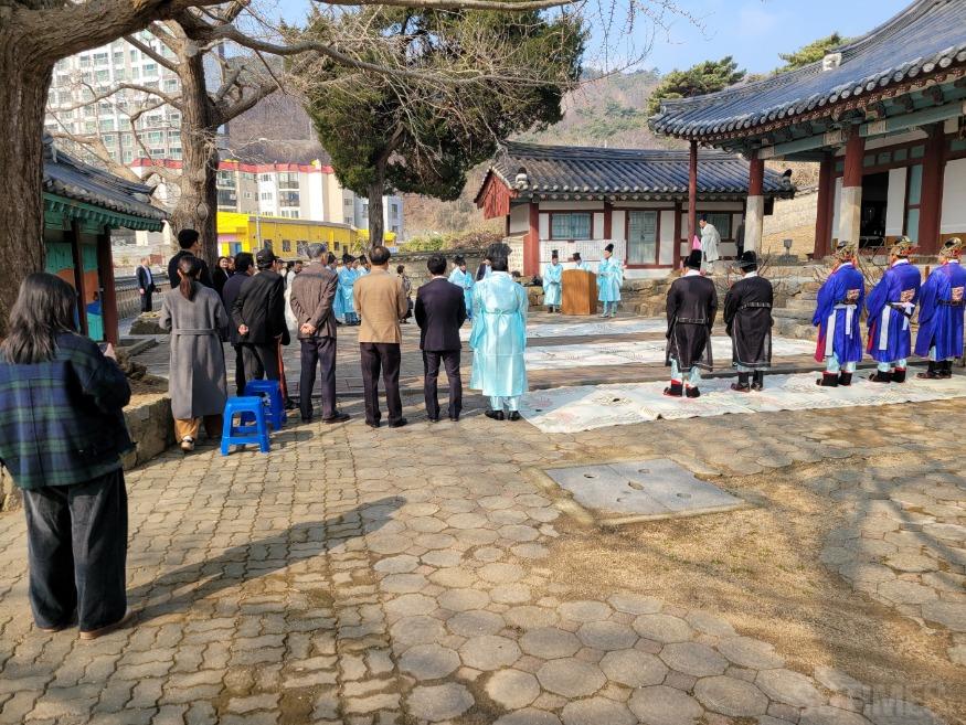 서산향교1.jpg