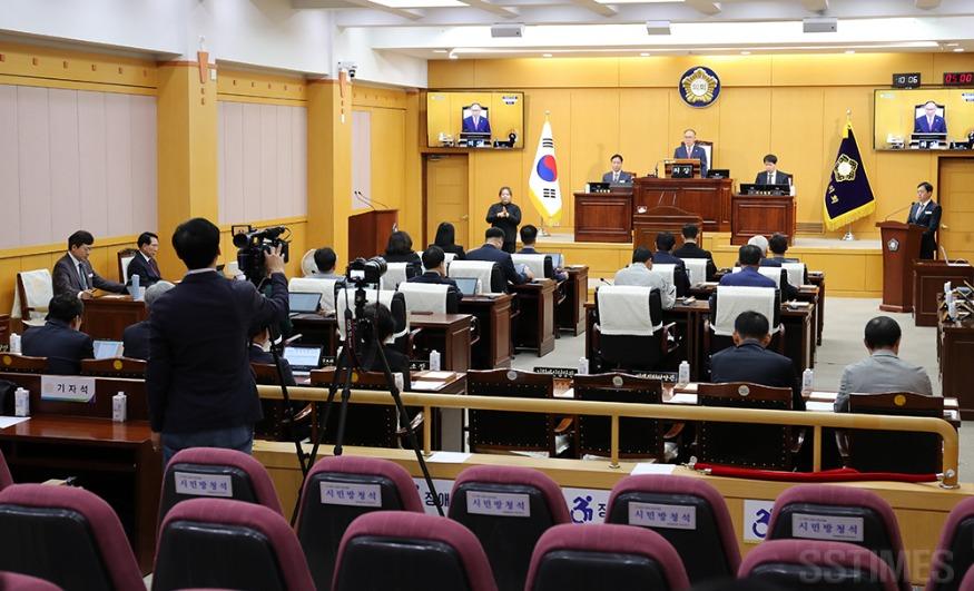 임시회 개회.JPG